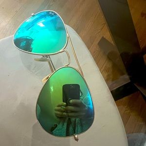 RAY BAN Green Aviators